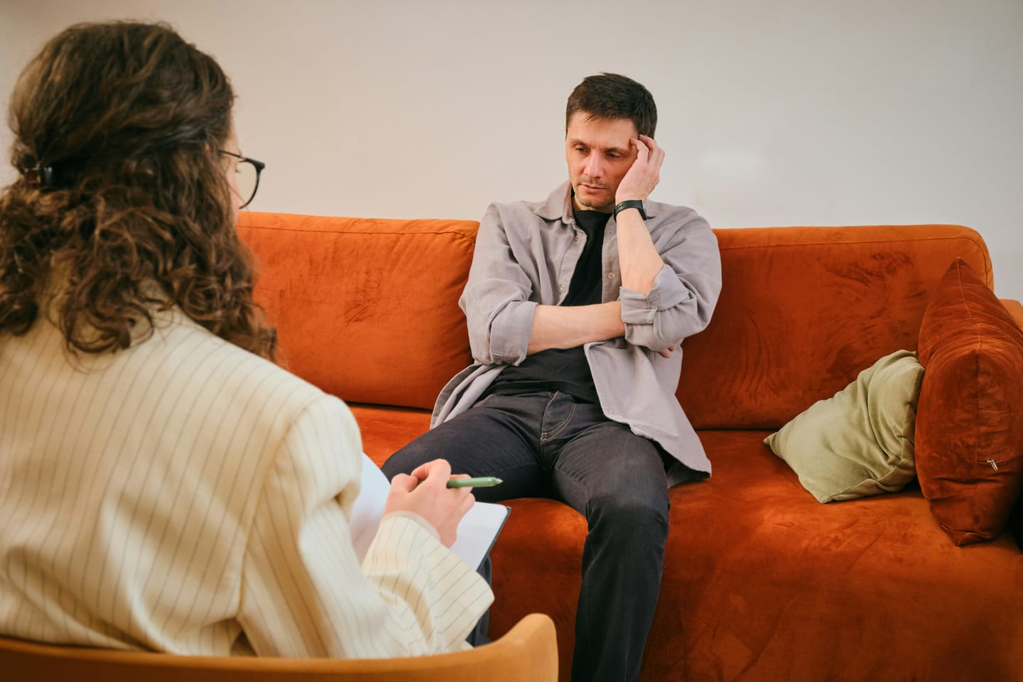 Instagram's AI Chatbots Falsely Claim to Be Licensed Therapists