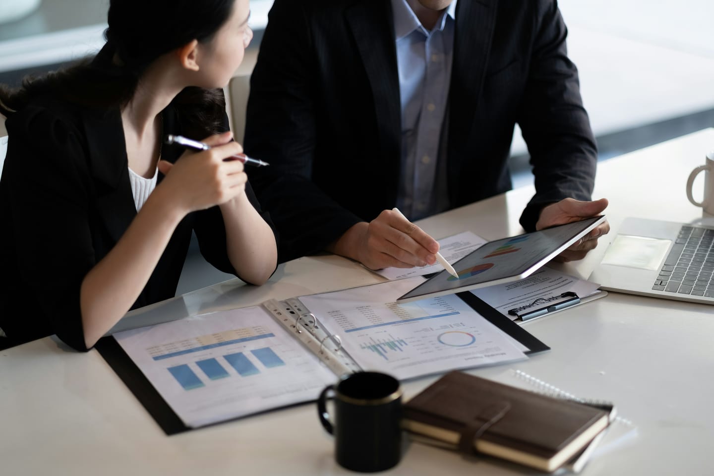 Perplexity Launches Advanced AI Research Platform for Business