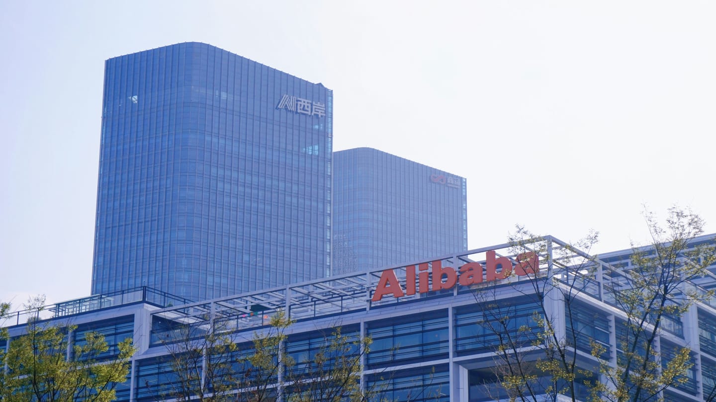Alibaba Develops New AI Chip Amid Chinese Push for Tech Self-Sufficiency