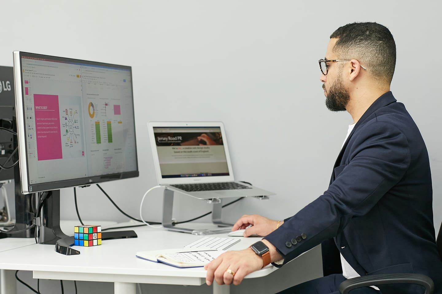 Deloitte to Refund 290,000 Dollars to the Australian Government Over AI-Generated Errors