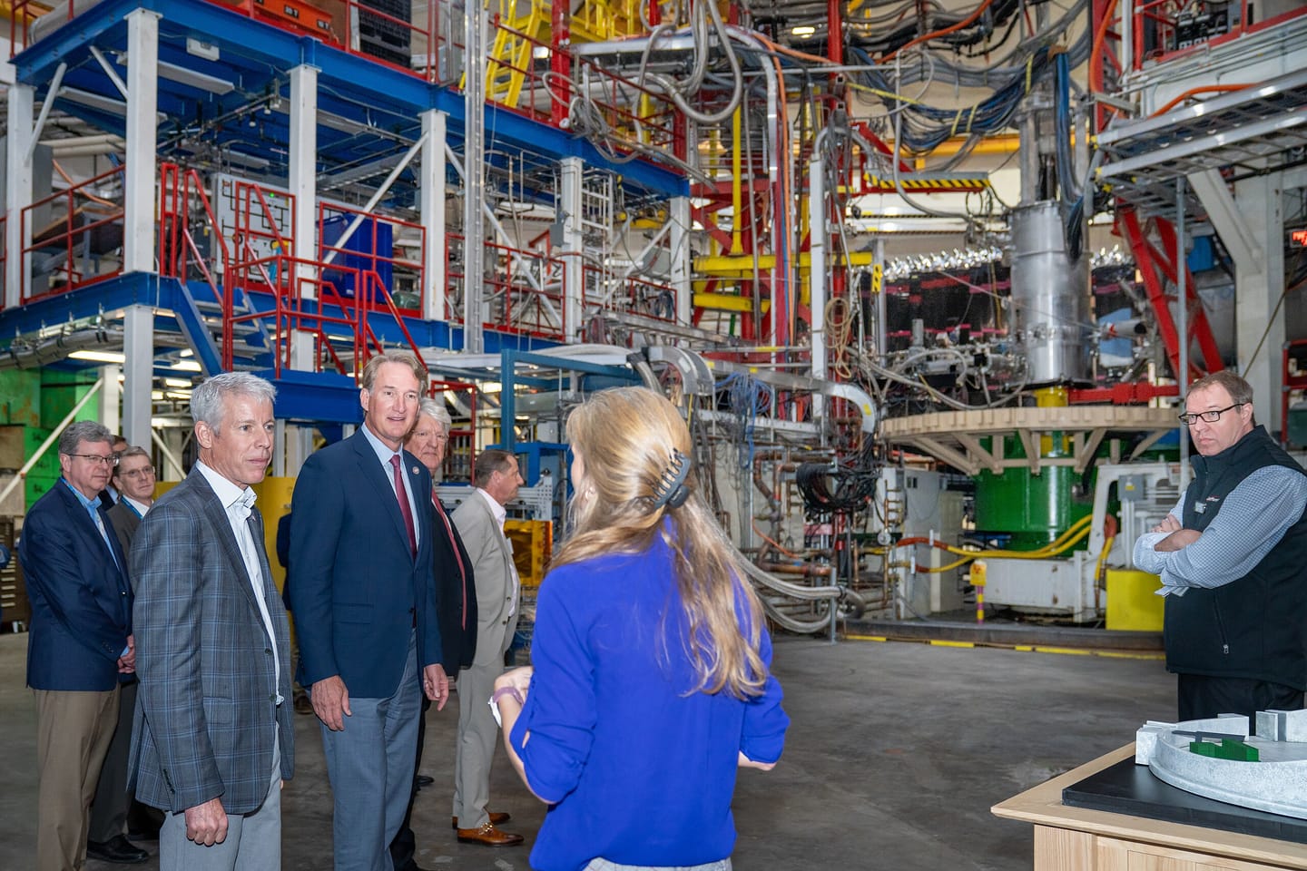 Trump Signs Executive Order Launching Genesis Mission AI Initiative