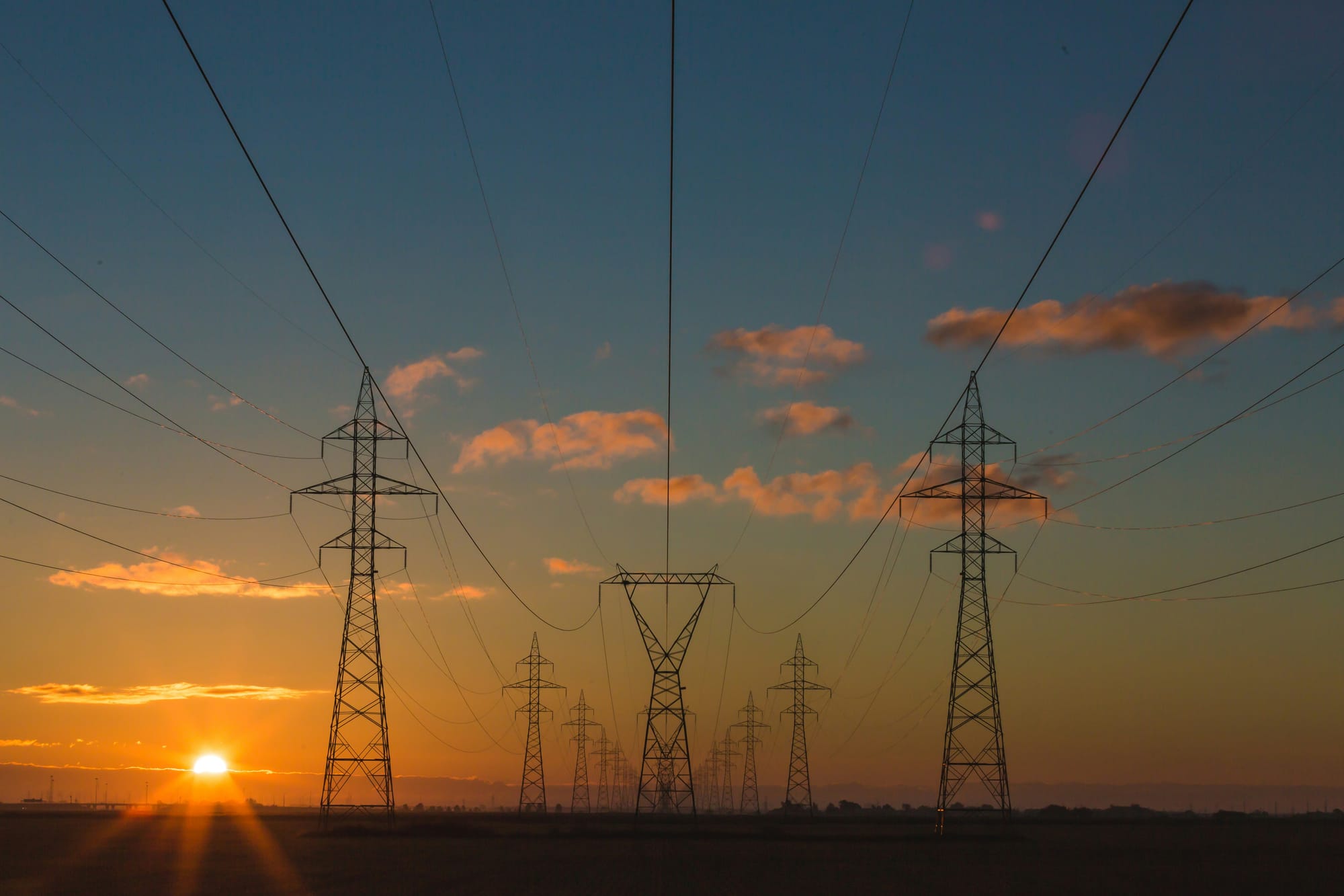 California Set to Become First US State to Manage Power Outages with AI