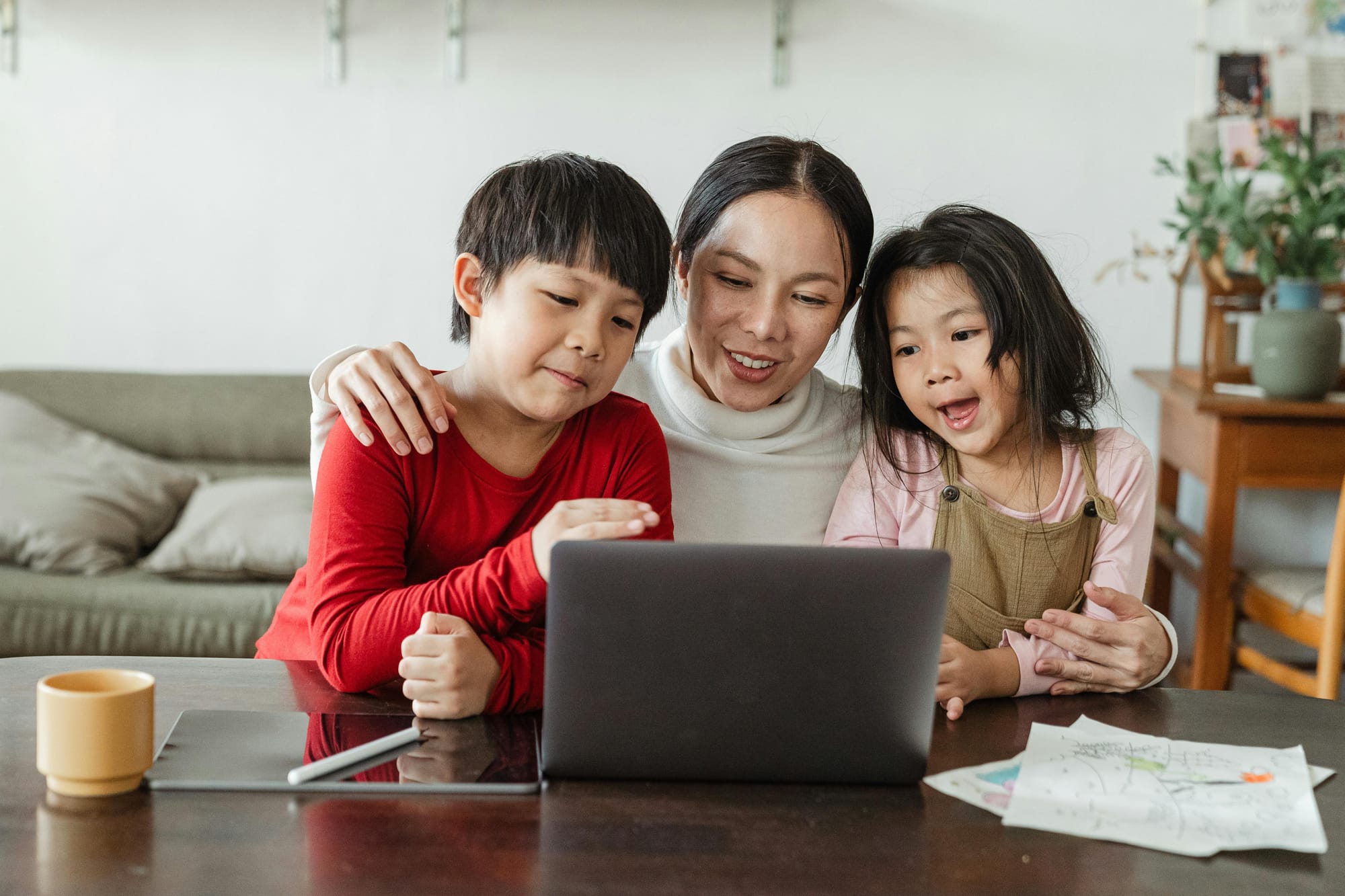 Digital Resurrection of Deceased Family Members Becomes a Booming Business in China