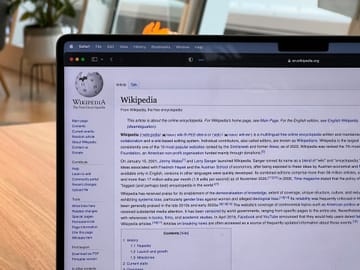 Wikipedia Halts AI Summary Trial After Massive Pushback From Editors