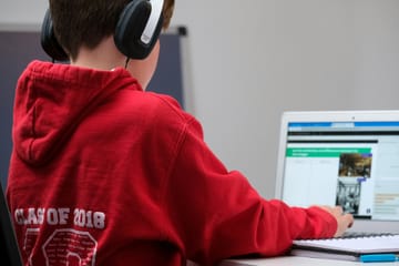 LEGO and Turing Institute Research Shows Children Use Generative AI for Learning and Play