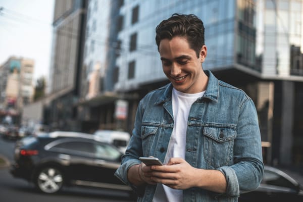 Gen Z is Replacing Search with an Army of Personal AI Assistants