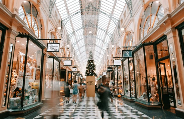 OpenAI and Perplexity Launch AI Shopping Features Before Black Friday