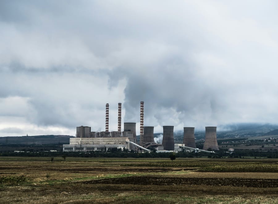Elon Musk's xAI Faces Lawsuit for Unpermitted Gas Turbines