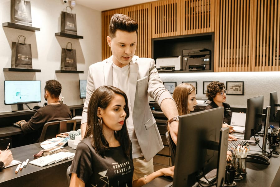 The Paradox of Algorithmic Management in Hungary: Increasing Transparency While Reshaping Worker Agency