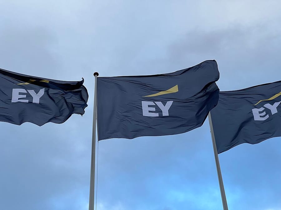 EY Survey Finds 99% of Companies Lose an Average of $4.4 Million with AI Adoption